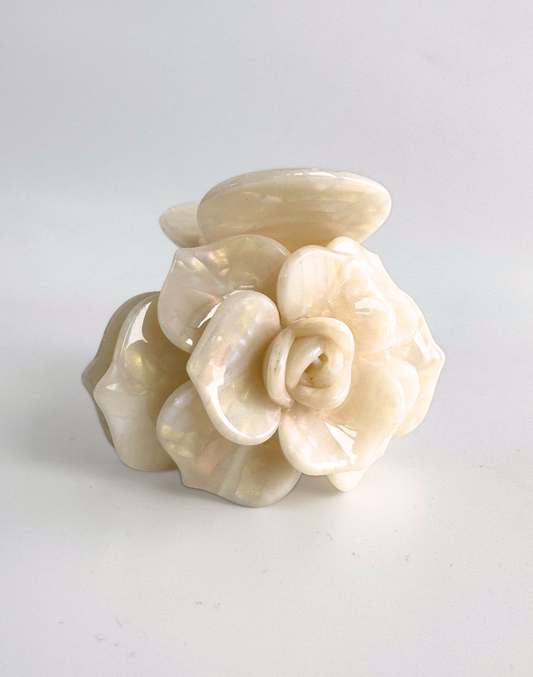 rise flower claw clip