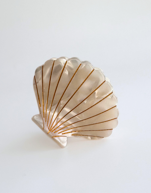 shell hair clip