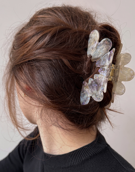 clip flowers for hair