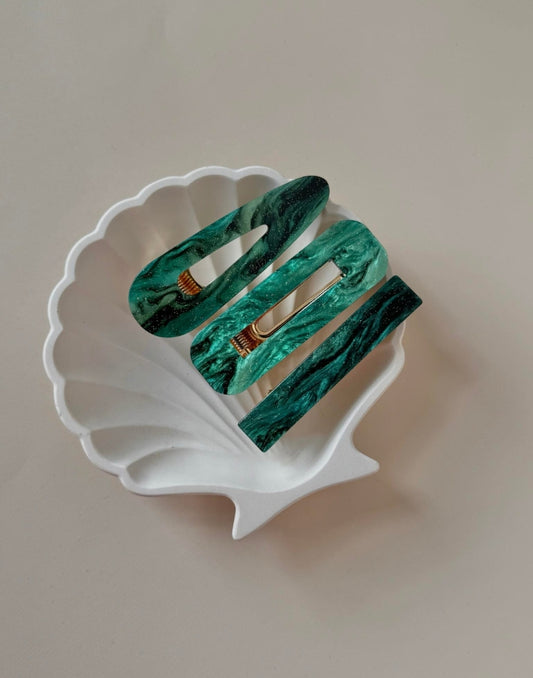 green hair pins