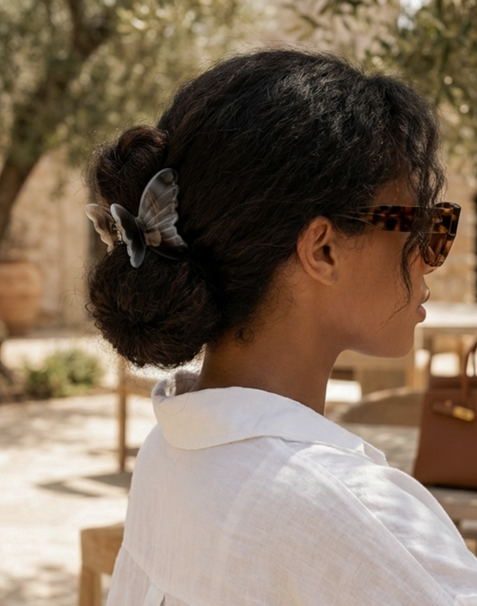 Wing Clip / Grey / Hair Clips