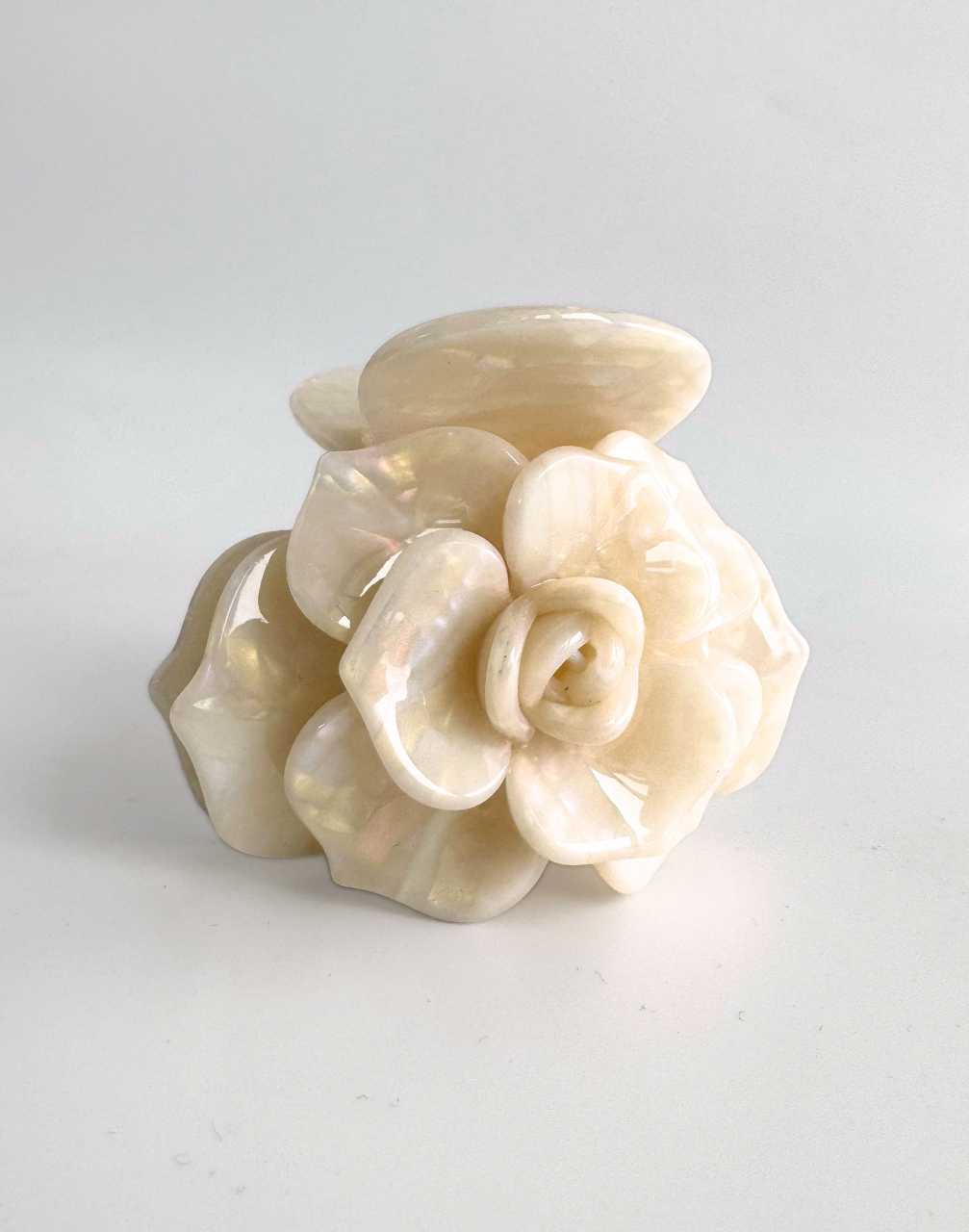 rise flower claw clip