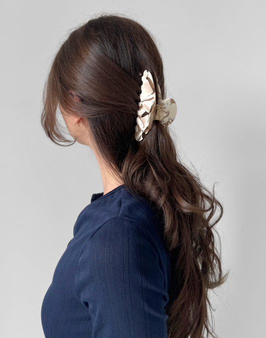 white hair clip hairstyle