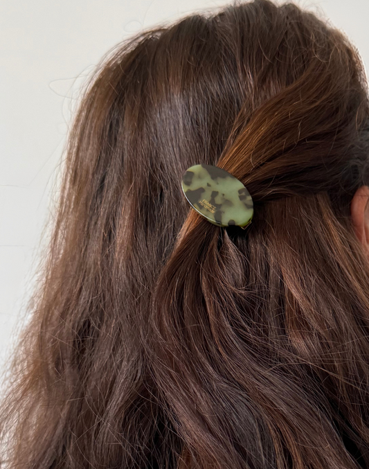 green hair pin