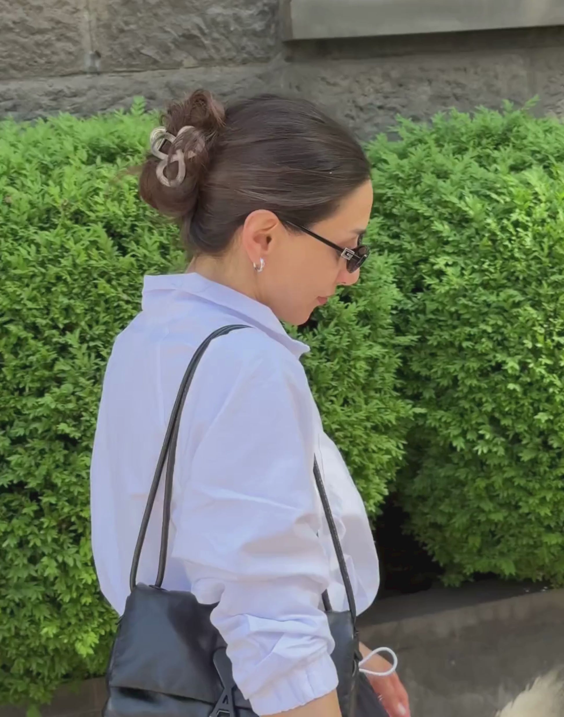 bow clip with alo yoga 